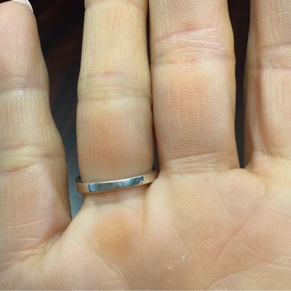 Avon Sterling Silver Diamond accent Ring with genuine stones size 6 NIB vintage - Picture 3 of 7